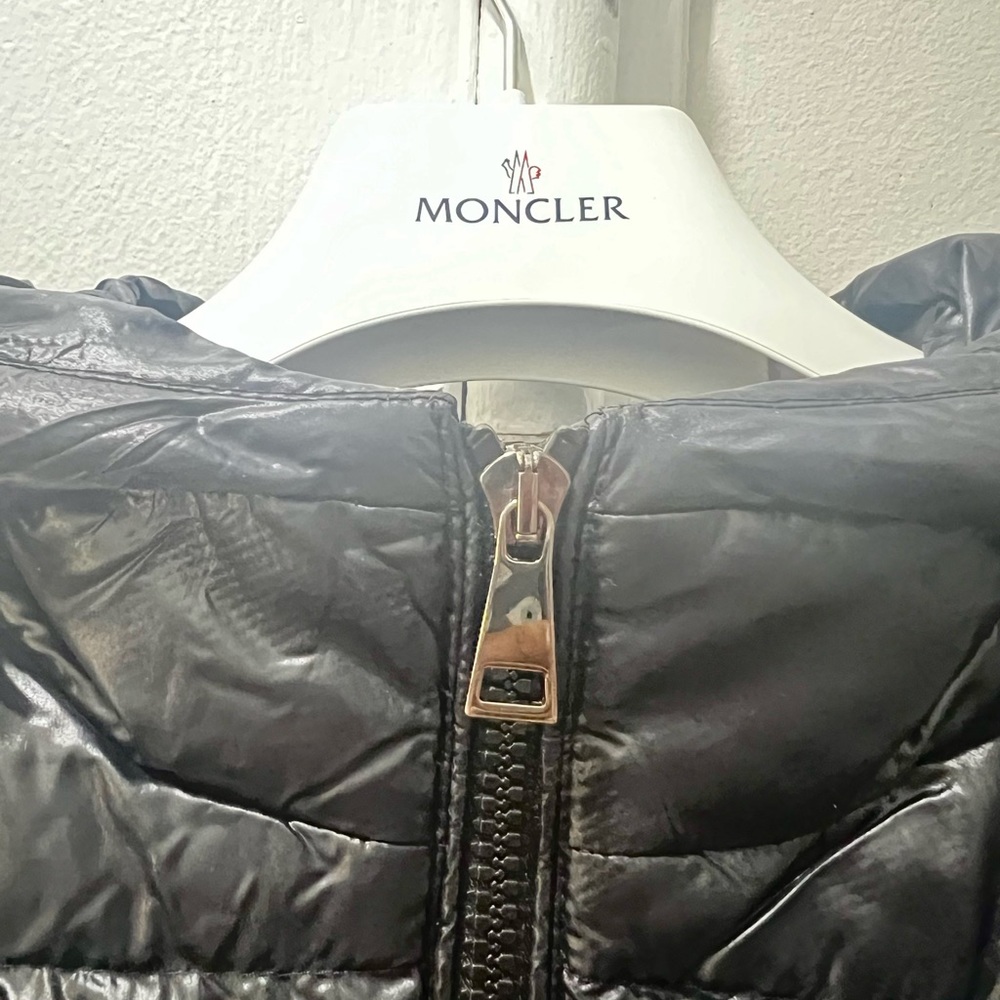 Moncler Rhin Hooded Quilted Down black Puffer Jacket- SIZE 5 - Picture 11 of 15